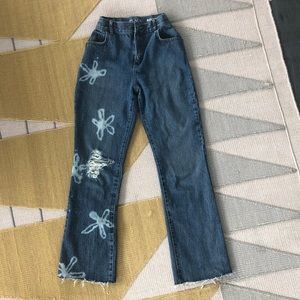 Flower ripped jeans